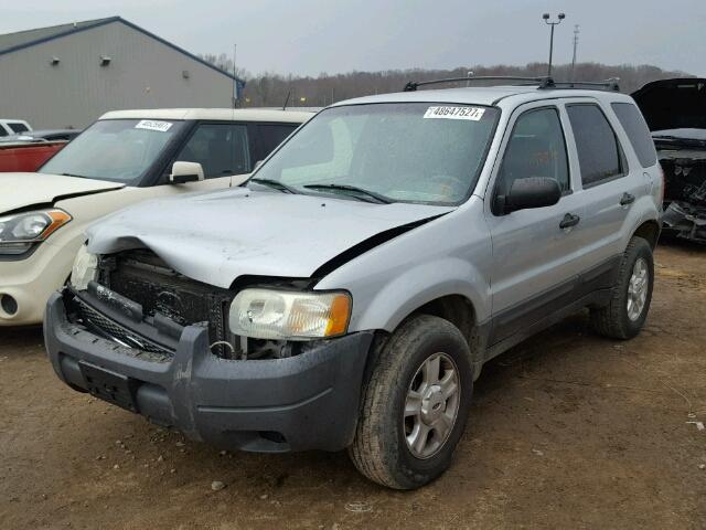 1FMCU93133KB46407 - 2003 FORD ESCAPE XLT SILVER photo 2