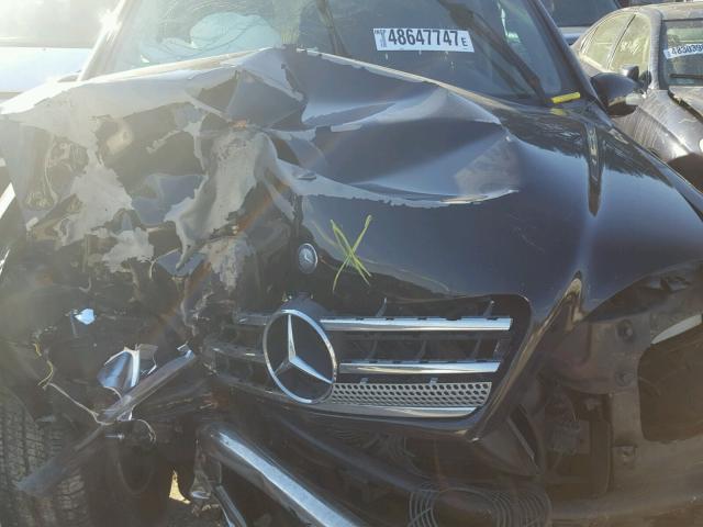 4JGAB57E64A510765 - 2004 MERCEDES-BENZ ML 350 BLACK photo 7