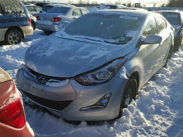 5NPDH4AE6EH518765 - 2014 HYUNDAI ELANTRA SE SILVER photo 2