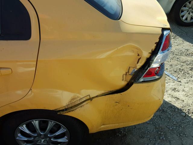 KL1TD56638B047282 - 2008 CHEVROLET AVEO BASE Żółty zdjęcie 9