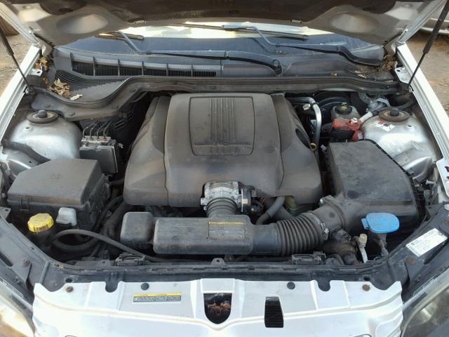 6G2ER57709L234539 - 2009 PONTIAC G8 WHITE photo 7