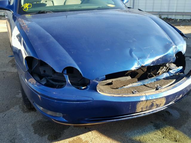 2G4WC532451225413 - 2005 BUICK LACROSSE C BLUE photo 9