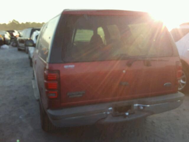 1FMRU17L52LA66641 - 2002 FORD EXPEDITION RED photo 3