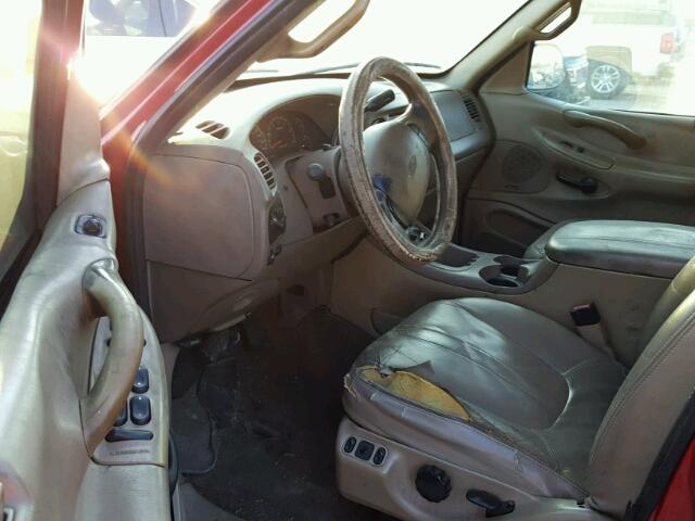 1FMRU17L52LA66641 - 2002 FORD EXPEDITION RED photo 9