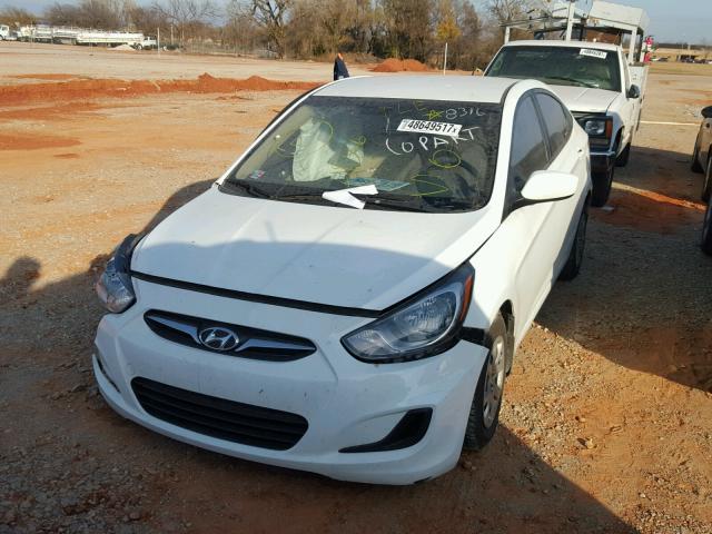 KMHCT4AEXCU218316 - 2012 HYUNDAI ACCENT GLS WHITE photo 2