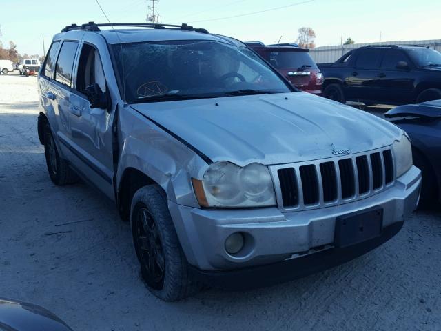 1J8HS48P57C552617 - 2007 JEEP GRAND CHER SILVER photo 1