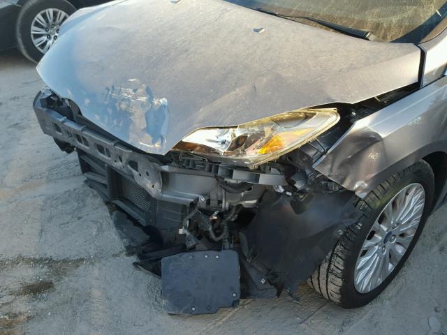 1FAHP3J26CL138389 - 2012 FORD FOCUS TITA GRAY photo 9