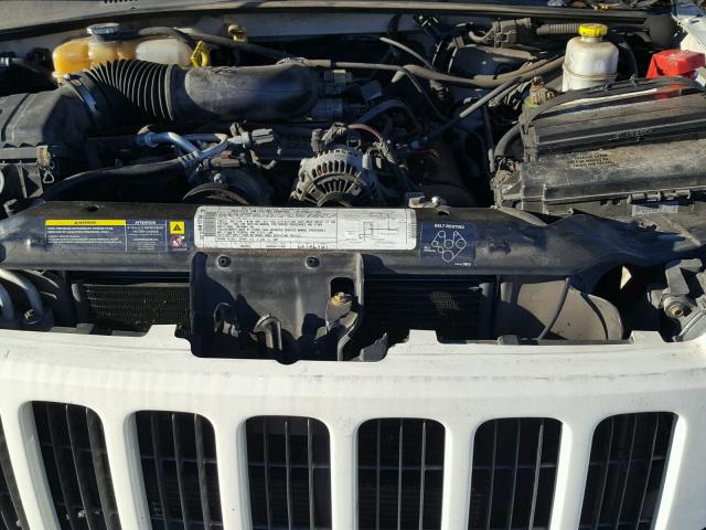 1J4GL48K26W166040 - 2006 JEEP LIBERTY SP WHITE photo 7