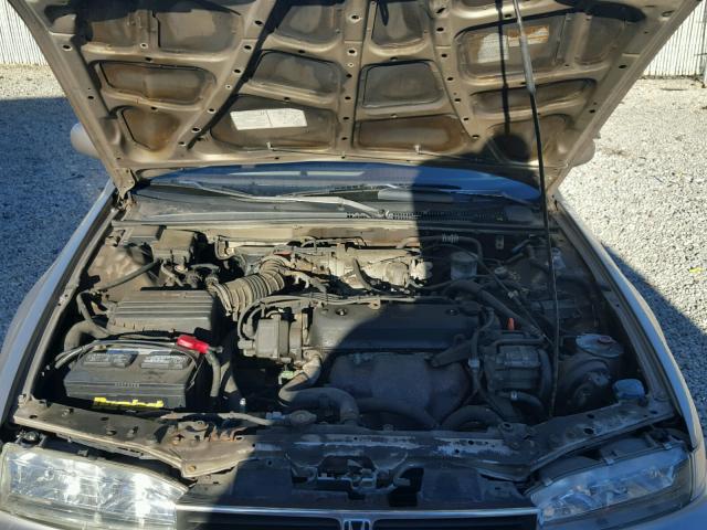 1HGCB765XPA184145 - 1993 HONDA ACCORD LX SILVER photo 7