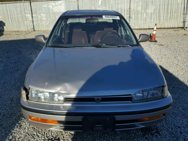 1HGCB765XPA184145 - 1993 HONDA ACCORD LX SILVER photo 9