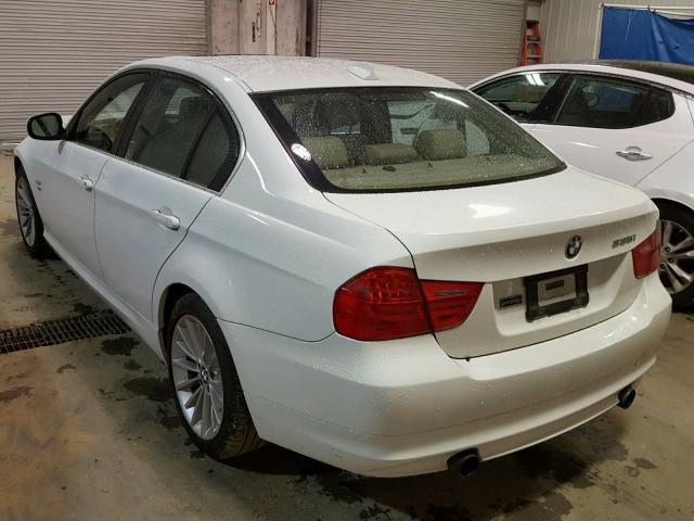 WBAPL5C5XBA920335 - 2011 BMW 335 XI WHITE photo 3