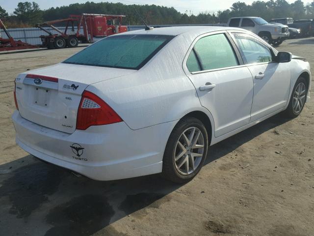 3FAHP0JG5BR252099 - 2011 FORD FUSION SEL WHITE photo 4