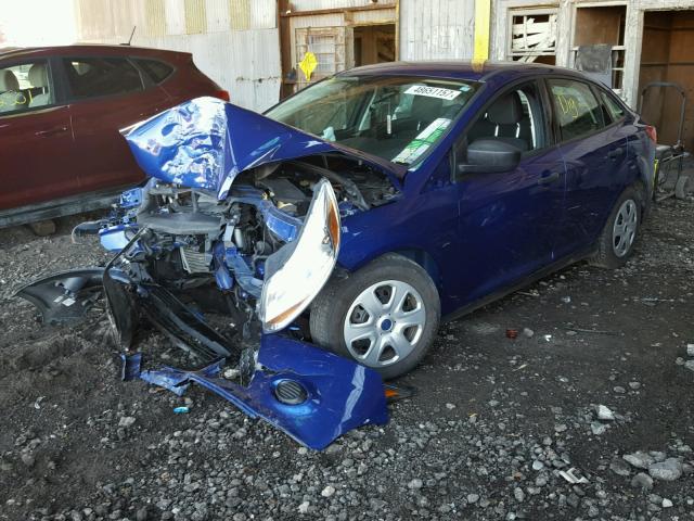 1FAHP3E20CL308658 - 2012 FORD FOCUS S BLUE photo 2