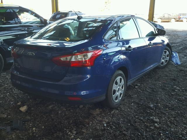 1FAHP3E20CL308658 - 2012 FORD FOCUS S BLUE photo 4