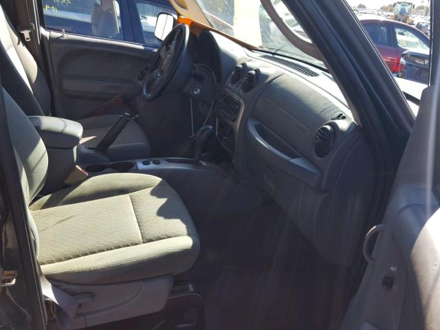 1J4GL38K95W582109 - 2005 JEEP LIBERTY RE GREEN photo 5