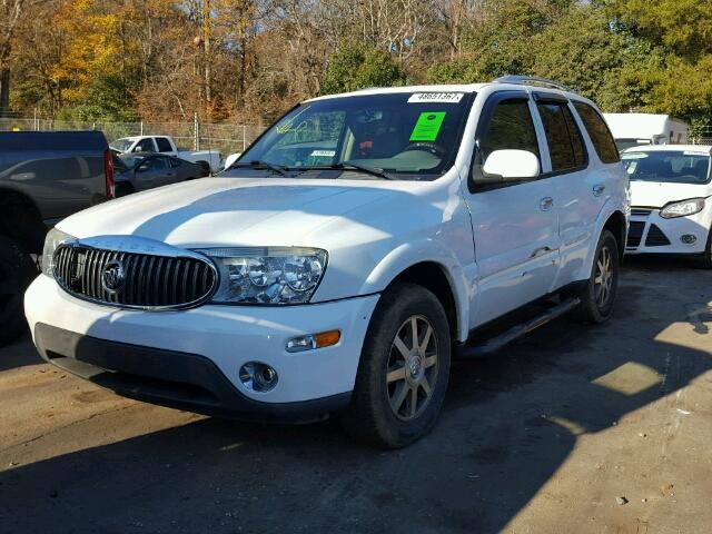 5GADT13S462278149 - 2006 BUICK RAINIER CX WHITE photo 2