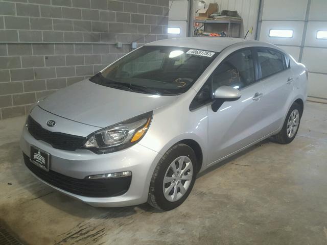 KNADM4A35H6071383 - 2017 KIA RIO LX SILVER photo 2