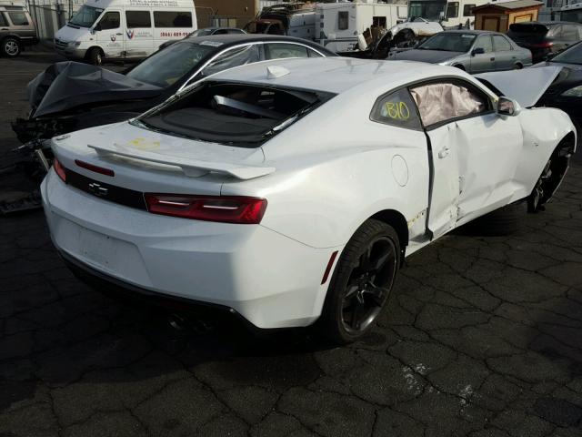 1G1FE1R72H0113454 - 2017 CHEVROLET CAMARO SS WHITE photo 4