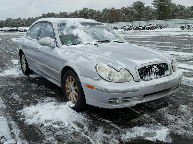 KMHWF35H82A671515 - 2002 HYUNDAI SONATA GLS SILVER photo 1