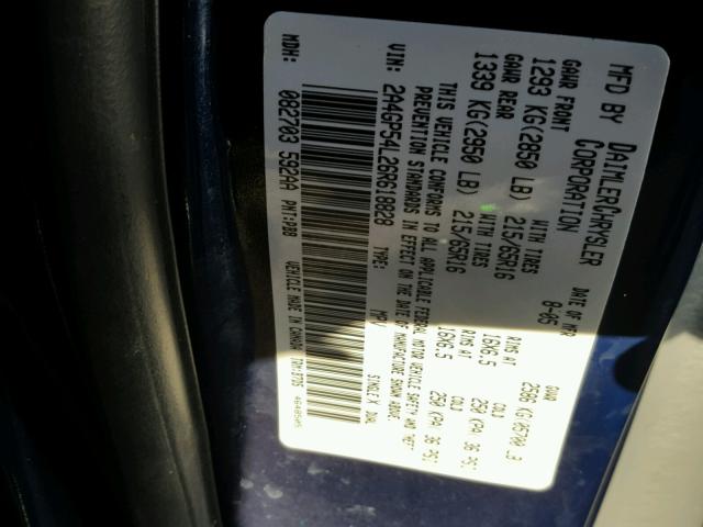 2A4GP54L26R618828 - 2006 CHRYSLER TOWN & COU BLUE photo 10