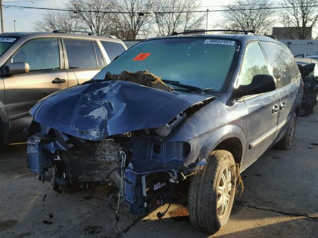 2A4GP54L26R618828 - 2006 CHRYSLER TOWN & COU BLUE photo 2
