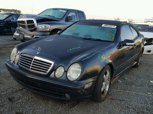 WDBLJ70GX2T115124 - 2002 MERCEDES-BENZ CLK 430 BLUE photo 2