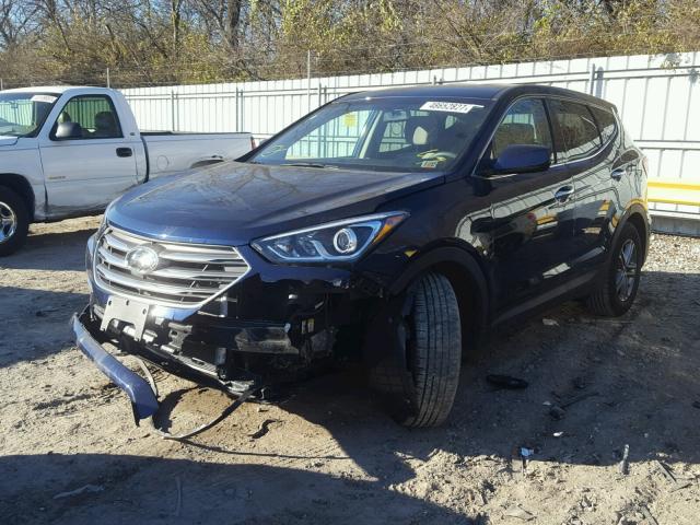 5XYZTDLB0HG441328 - 2017 HYUNDAI SANTA FE S BLUE photo 2