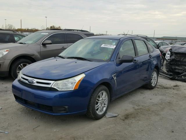 1FAHP35N88W131843 - 2008 FORD FOCUS SE BLUE photo 2