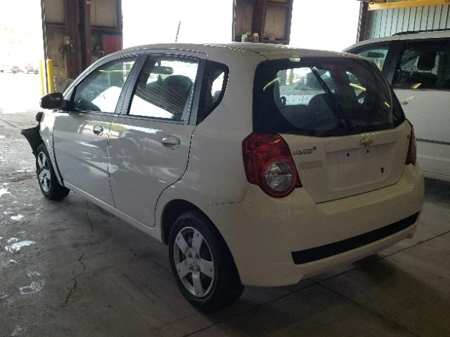 KL1TD66E19B382507 - 2009 CHEVROLET AVEO LS WHITE photo 3