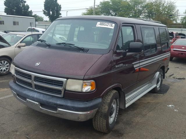 2B6HB21X9RK561141 - 1994 DODGE RAM VAN B2 MAROON photo 2