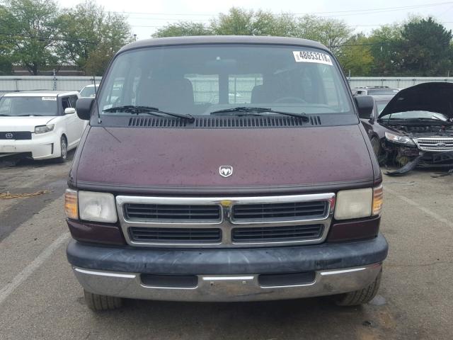 2B6HB21X9RK561141 - 1994 DODGE RAM VAN B2 MAROON photo 9