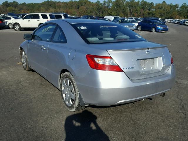 2HGFG12698H544874 - 2008 HONDA CIVIC LX SILVER photo 3