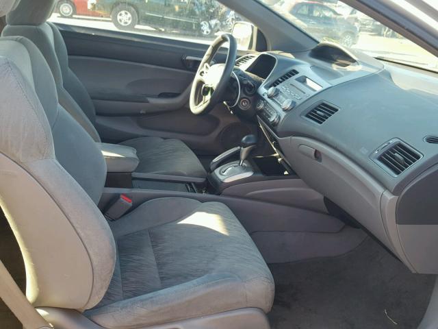 2HGFG12698H544874 - 2008 HONDA CIVIC LX SILVER photo 5