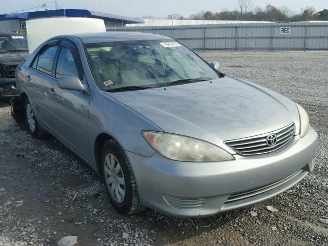 4T1BE32K35U592905 - 2005 TOYOTA CAMRY LE GRAY photo 1