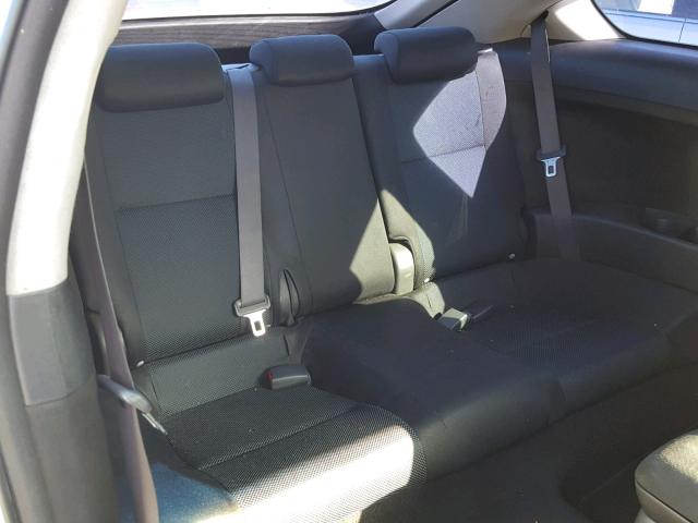 JTKDE177050026660 - 2005 TOYOTA SCION TC 白色 照片 6