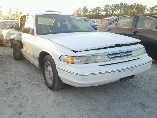 2FALP74W9TX115630 - 1996 FORD CROWN VICT WHITE photo 1