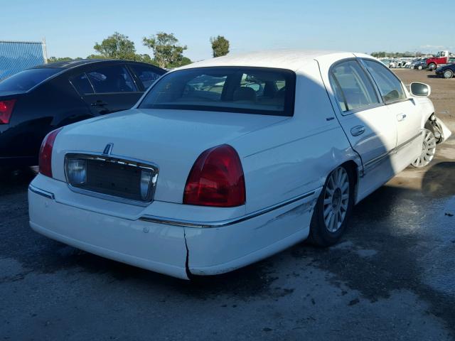 1LNHM81W55Y614975 - 2005 LINCOLN TOWN CAR S WHITE photo 4