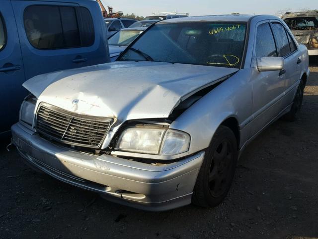 WDBHA24G6YA843403 - 2000 MERCEDES-BENZ C 230 SILVER photo 2