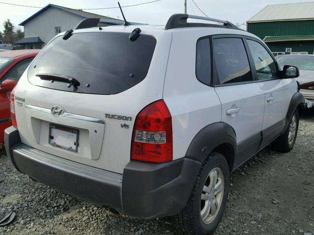 KM8JN12D87U567633 - 2007 HYUNDAI TUCSON SE WHITE photo 4