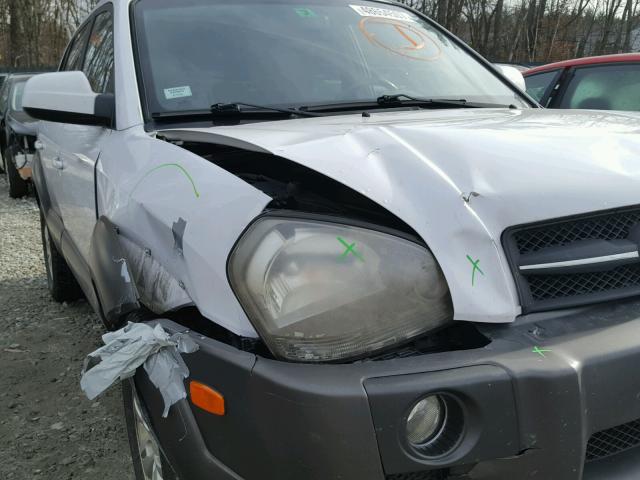 KM8JN12D87U567633 - 2007 HYUNDAI TUCSON SE WHITE photo 9