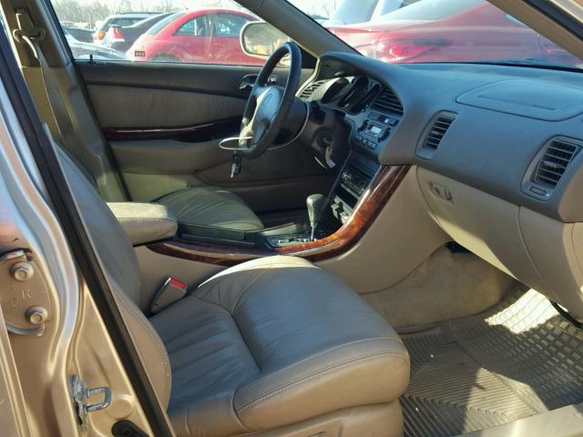 19UUA5667YA009020 - 2000 ACURA 3.2TL TAN photo 5