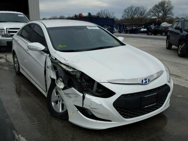 KMHEC4A42BA002198 - 2011 HYUNDAI SONATA HYB WHITE photo 1