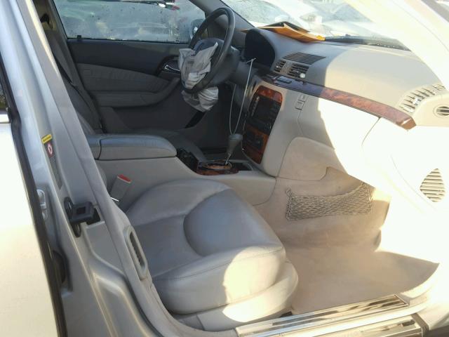 WDBNG84J54A426588 - 2004 MERCEDES-BENZ S 500 4MAT SILVER photo 5