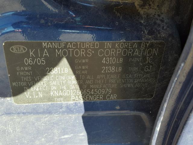 KNAGD126665450979 - 2006 KIA OPTIMA LX BLUE photo 10