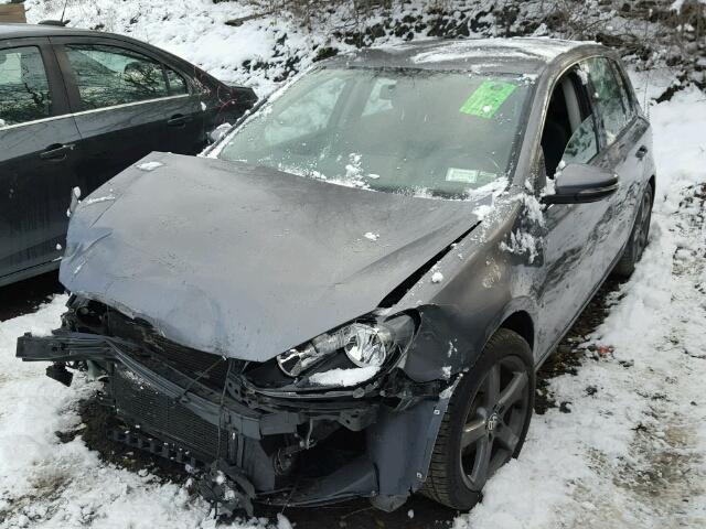 WVWDB7AJXDW134707 - 2013 VOLKSWAGEN GOLF 灰色 照片 2