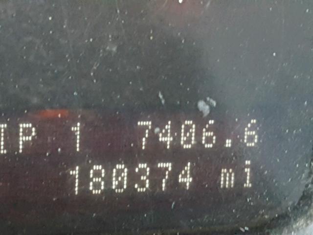 5LMFU28585LJ12327 - 2005 LINCOLN NAVIGATOR Kremowy zdjęcie 8