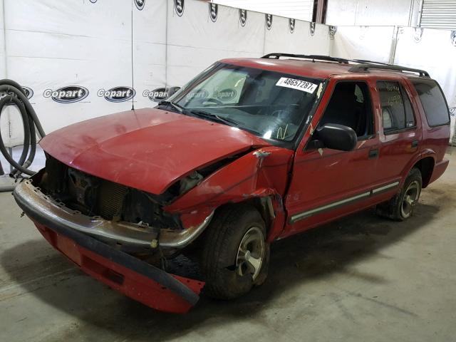 1GNCS13W112120142 - 2001 CHEVROLET BLAZER RED photo 2