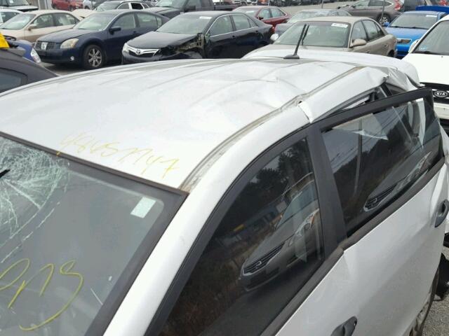 KM8JT3AC0AU078080 - 2010 HYUNDAI TUCSON GLS SILVER photo 10