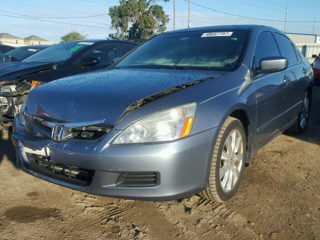 1HGCM66557A003814 - 2007 HONDA ACCORD EX SILVER photo 2