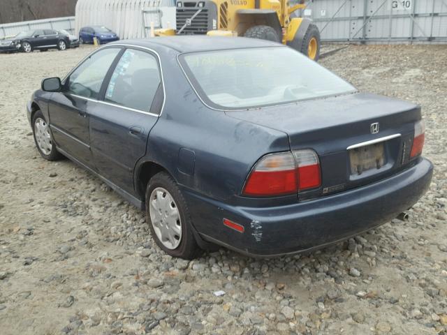 1HGCD553XVA031325 - 1997 HONDA ACCORD LX BLUE photo 3